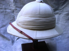 Load image into Gallery viewer, Wolseley Pattern Pith Helmet
